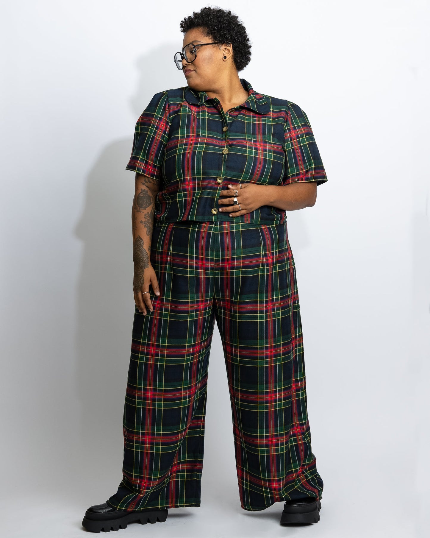 Respect | Straight-Legged Trousers