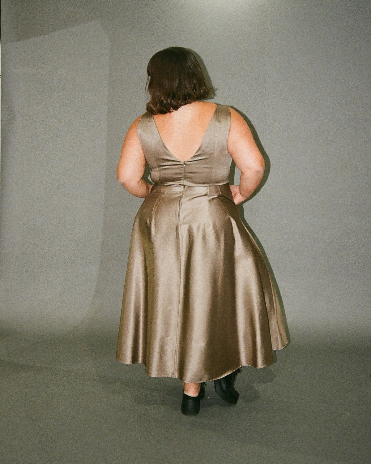 Honeycomb | Robe de cocktail midi en Satin