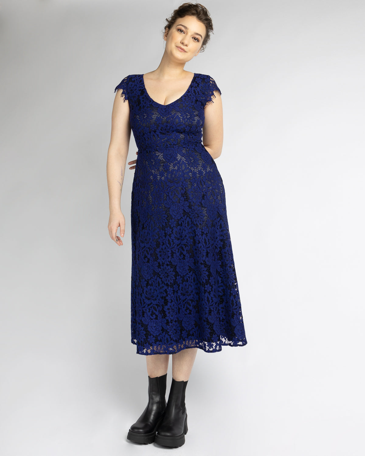 Soul Love V-Neck Lace Midi Dress Boutique Lustre