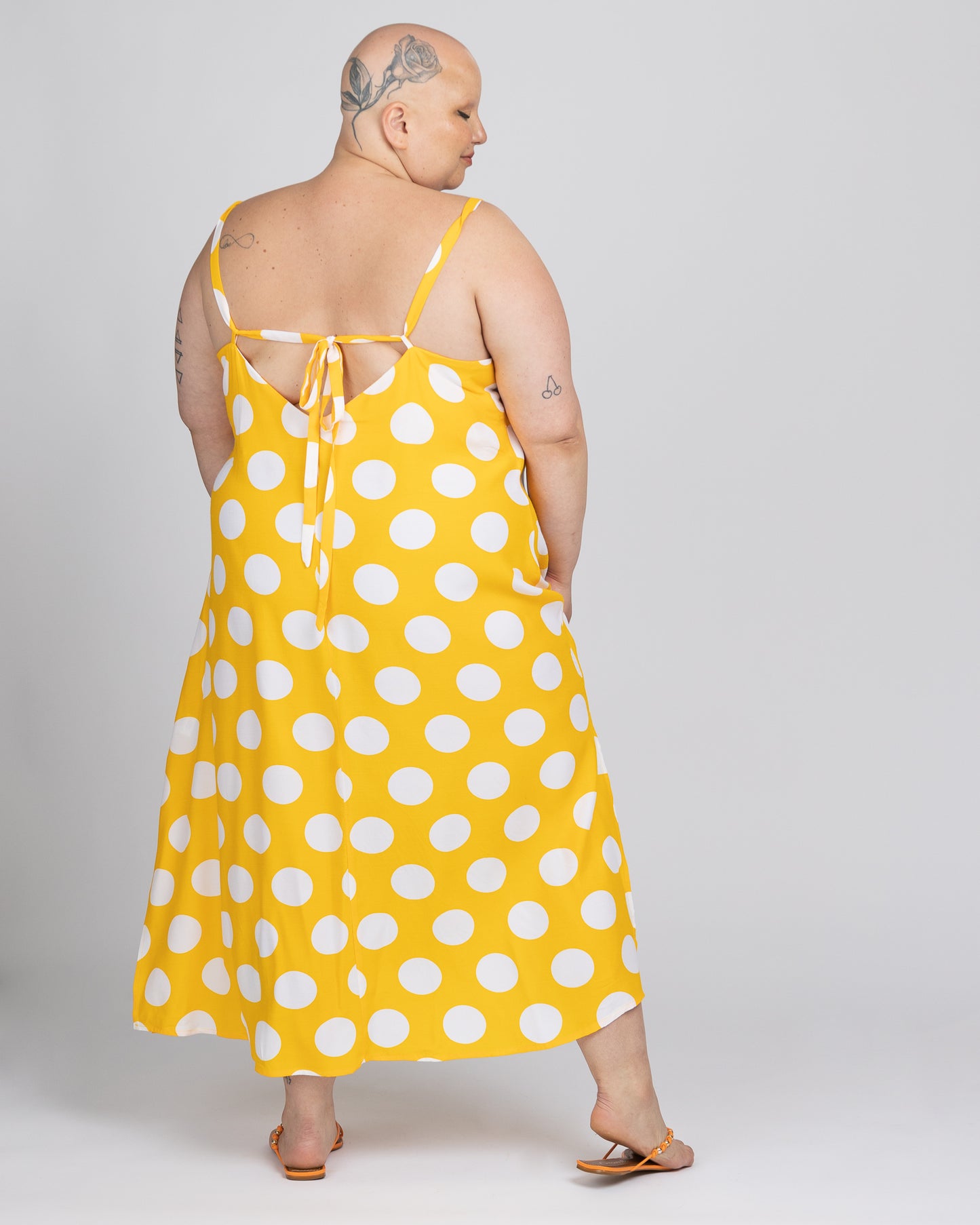Only Skin | Robe midi d'été avec fentes