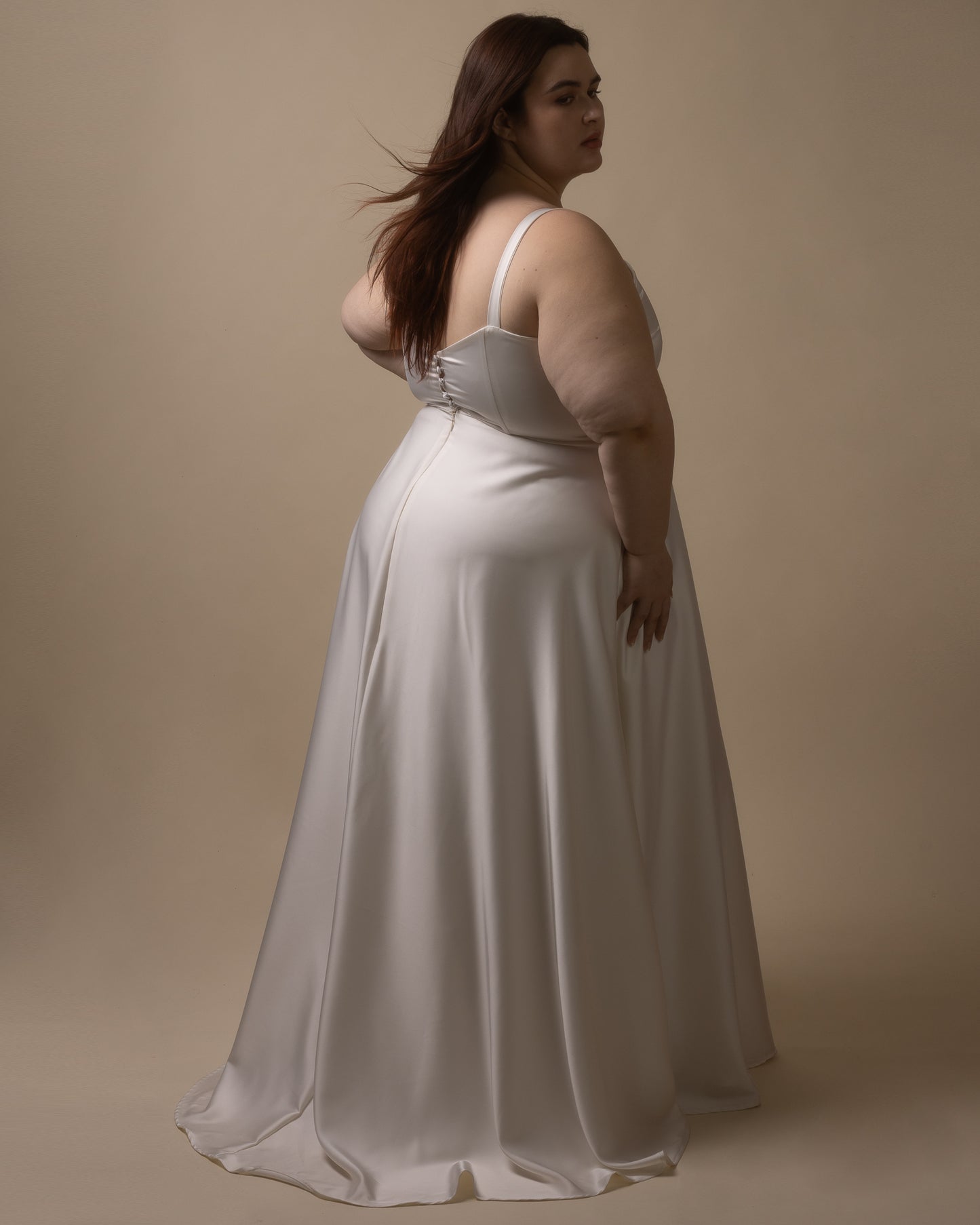 Princess Lessons | Robe ligne-A en satin mat