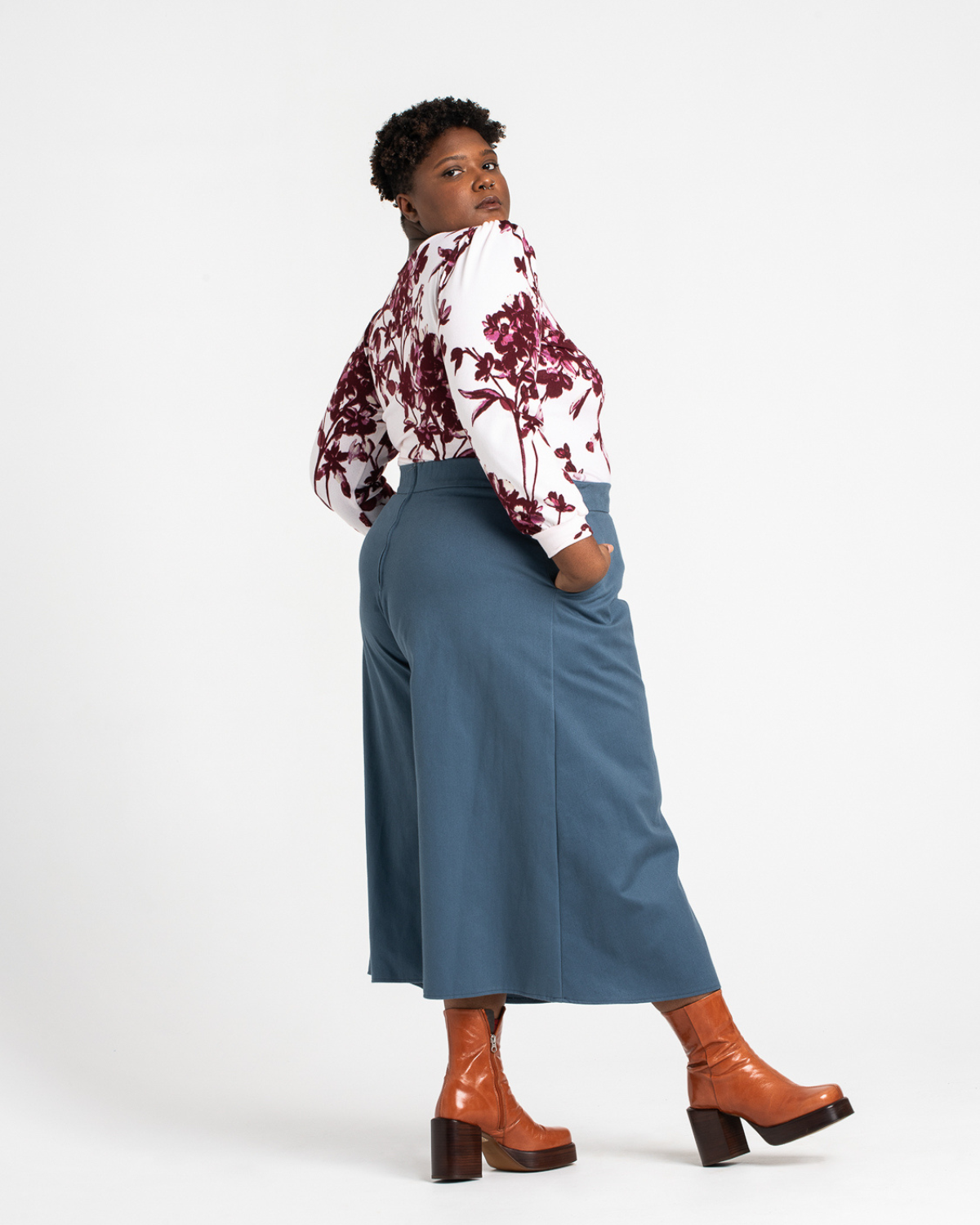 Plus size top gaucho pants