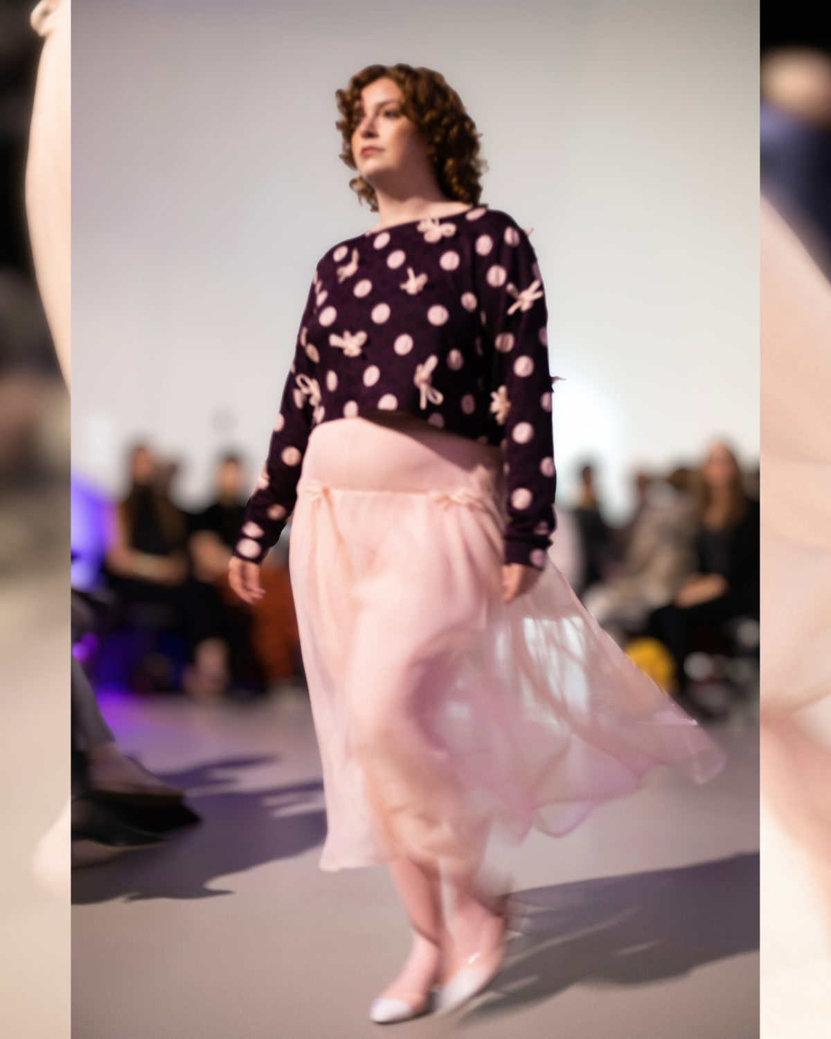 Come and Hold Me | Bonbon Rose| Crew Neck