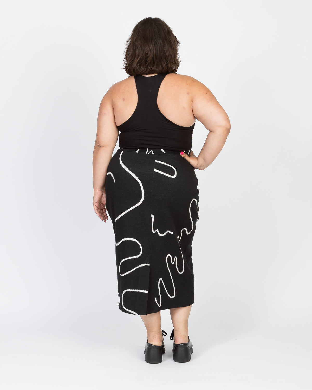 Black pencil skirt mr price best sale